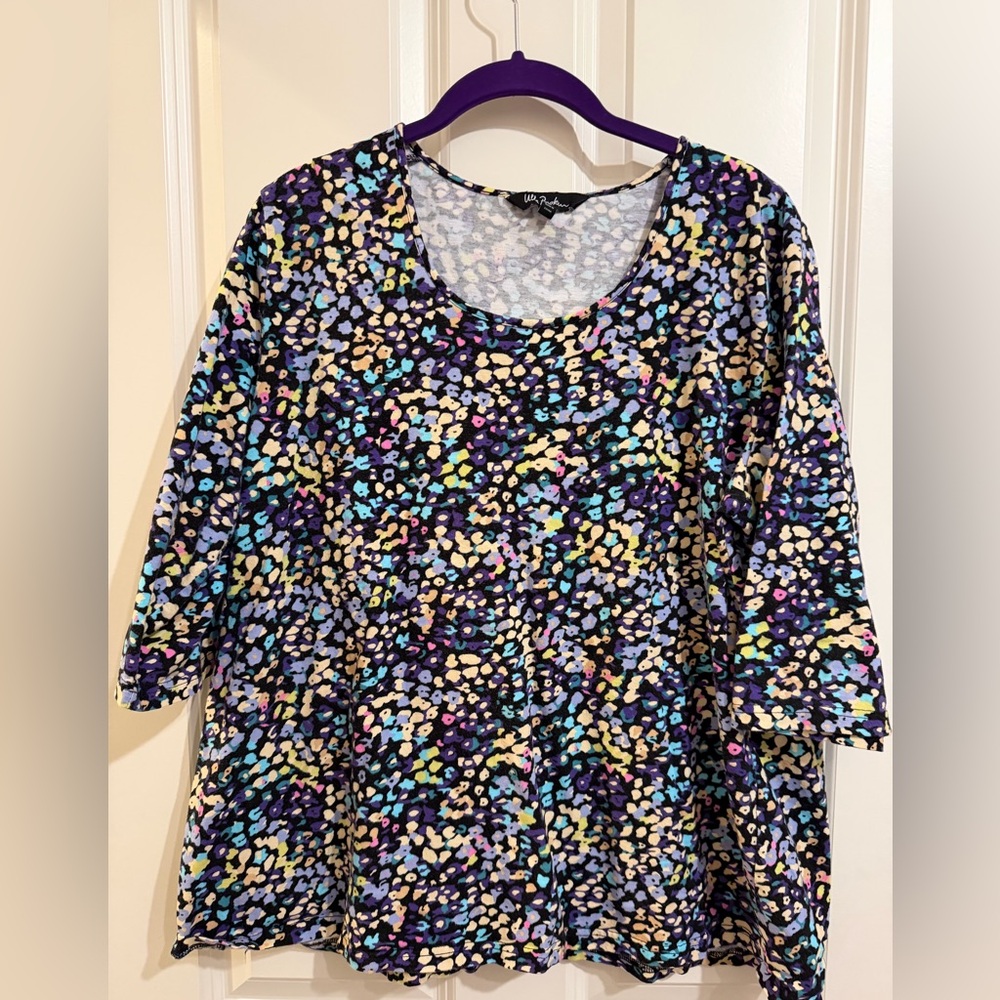 Ulla Popken 3/4 sleeve colorful t shirt.